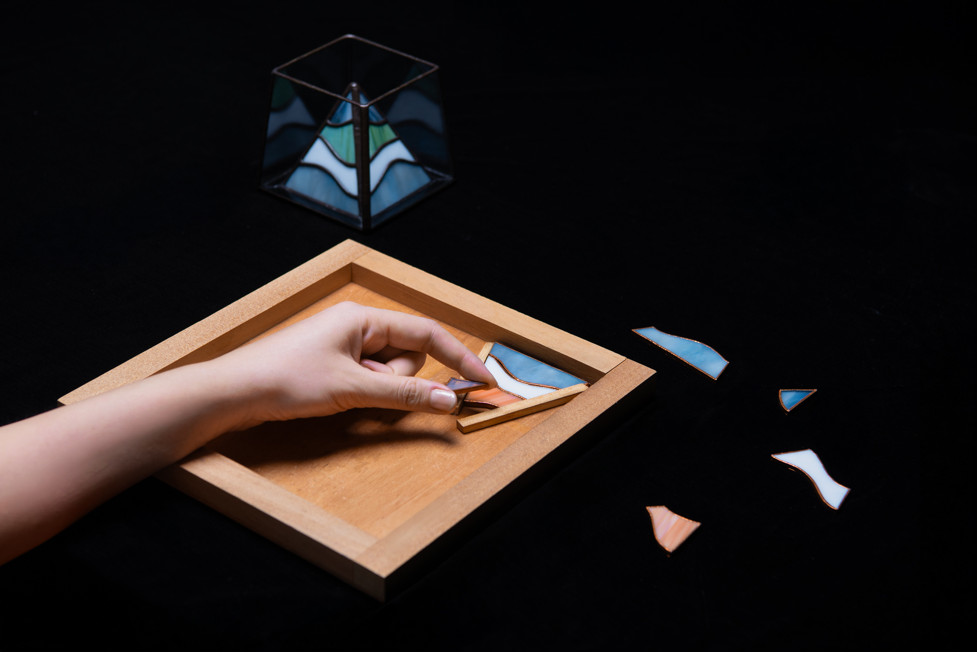 聖誕課程鑲嵌玻璃璃光之間-霧隱甜居-選擇玻璃過程