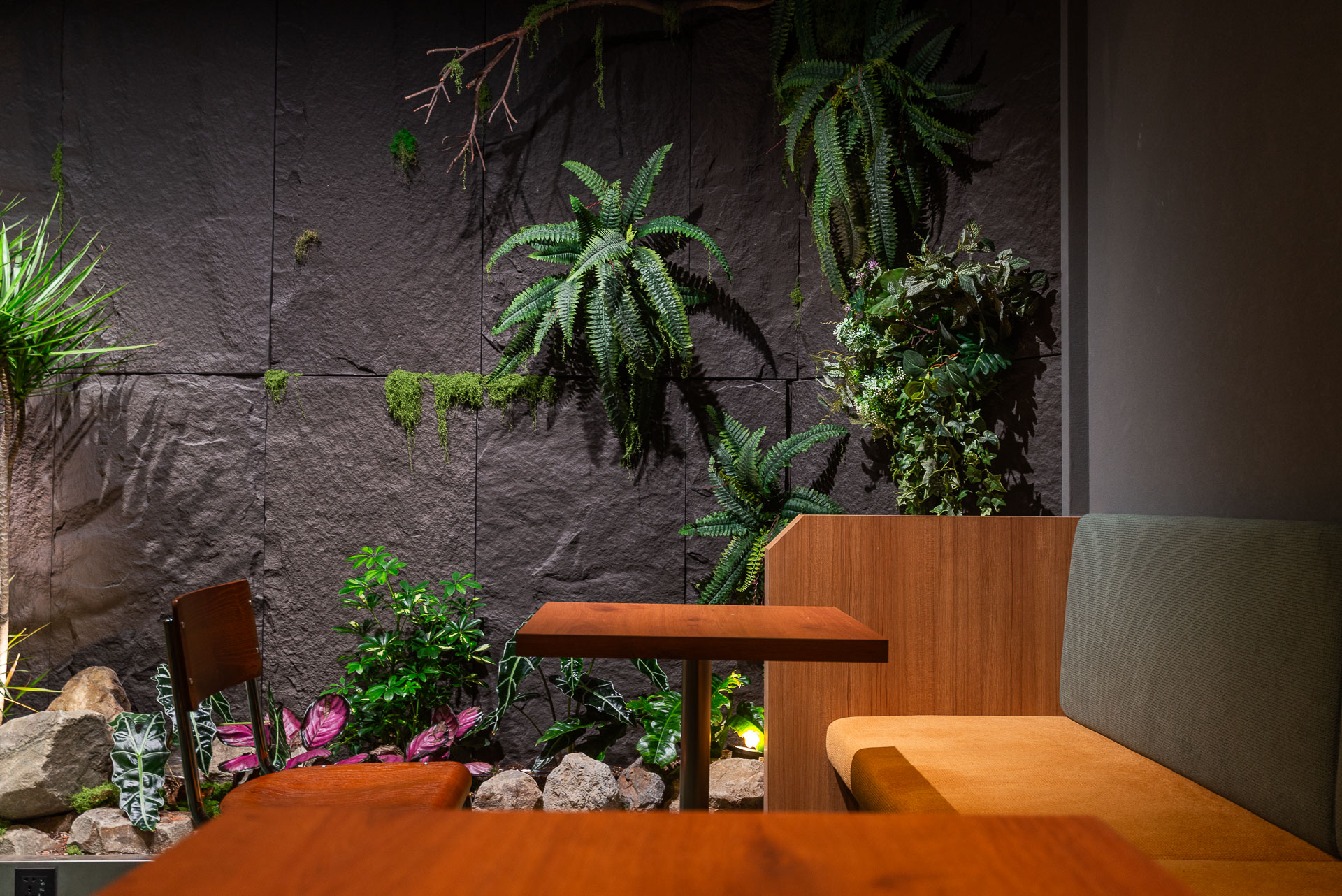 室內植物擺設 3 案例｜台灣在地的造景實踐 1213 西門町Oani 飯店造景案例65